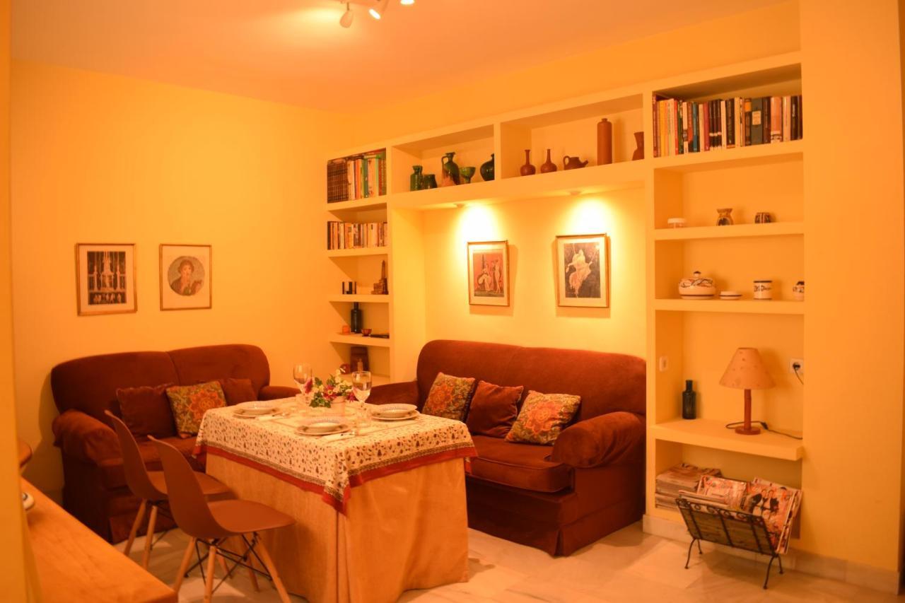 Duplex Donkey Parking Sevilha Exterior foto